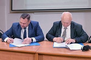 Подписание соглашения о сотрудничестве АПЗ с Княгининским университетом 